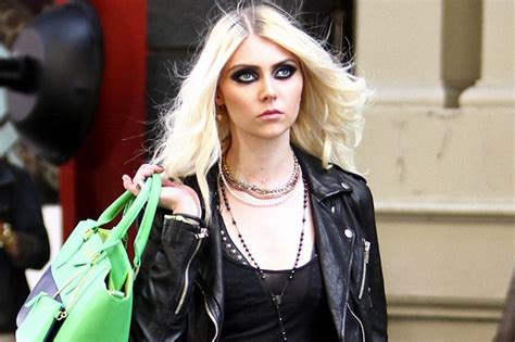 taylor momsen topless|Taylor Momsen Goes Topless at New York Fashion Week